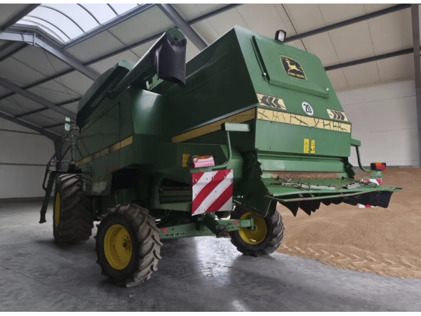 Комбайн John Deere 2064 Hill Master (1994)