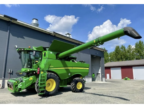 Комбайн John Deere S670i (2014)