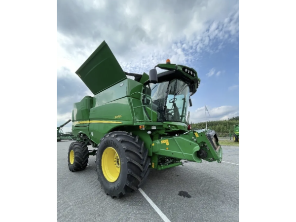 Комбайн John Deere S670i (2014)