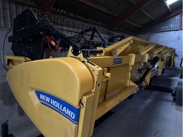 Комбайн New Holland CX8080 (2013)