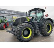 Трактор Claas Axion 930