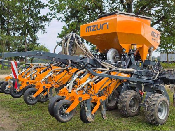 Посівний комплекс Mzuri Pro-Til 4T (2021)