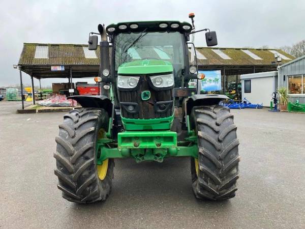 Трактор John Deere 6150R (2015)