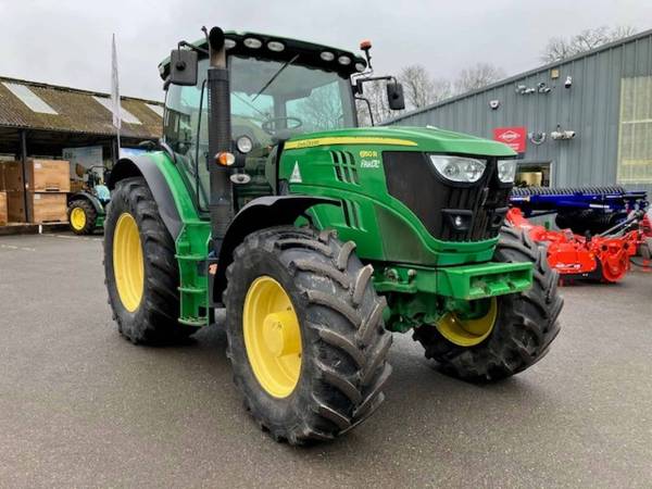 Трактор John Deere 6150R (2015)