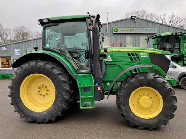 Трактор John Deere 6150R (2015)
