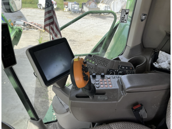 Комбайн John Deere S690 (2012)