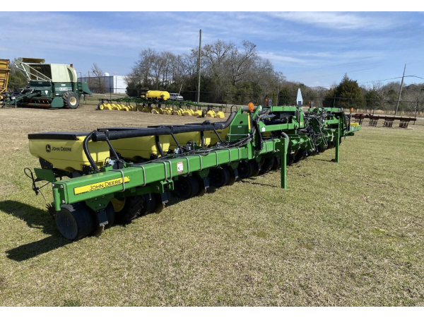 Сеялка точного высева John Deere 1725 (2019)