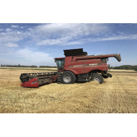 Комбайн Case IH Axial Flow 8230 (2015)