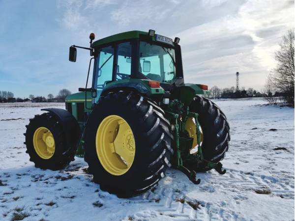 Трактор John Deere 6900 (1997)