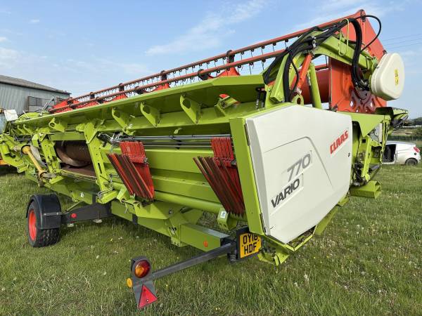 Комбайн Claas Lexion 670 TT (2016)