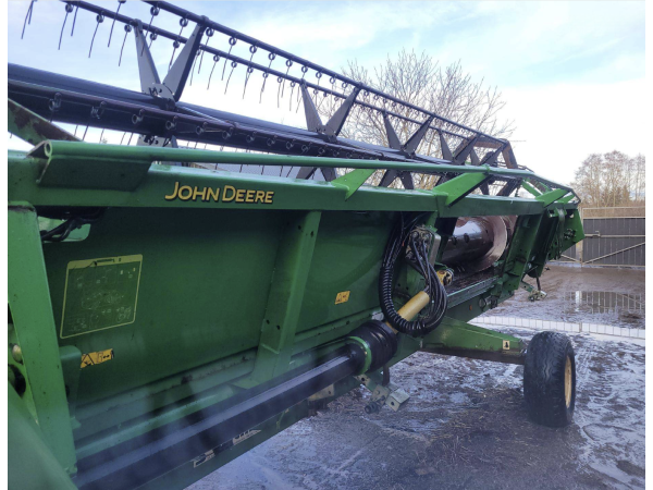 Комбайн John Deere T660 (2009)