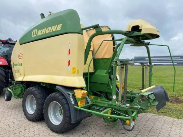Прес-підбирач Krone Comprima CF 155 XC (2014)