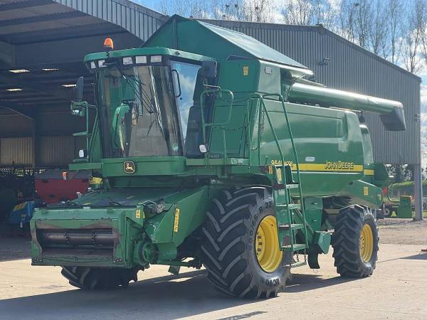 Комбайн John Deere 9640 WTS (2002)