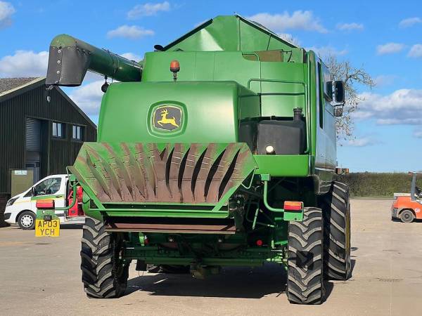 Комбайн John Deere 9640 WTS (2002)