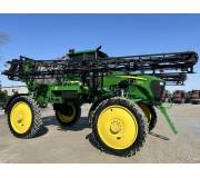 Самохідний обприскувач John Deere 4830