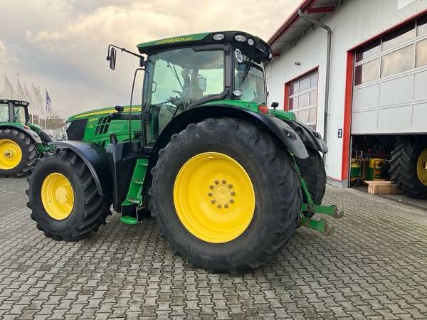 Трактор John Deere 6210R (2013)