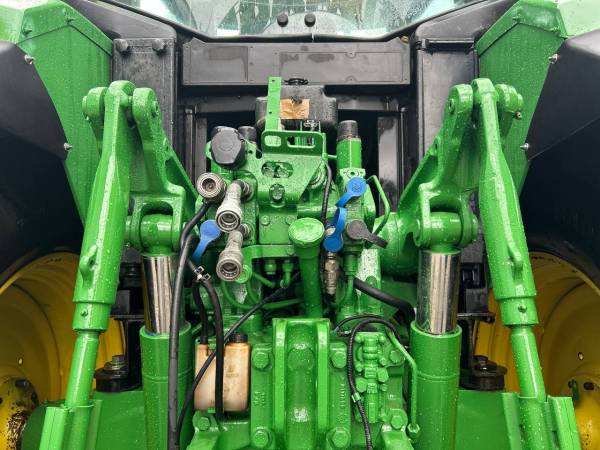 Трактор John Deere 6910 (1997)