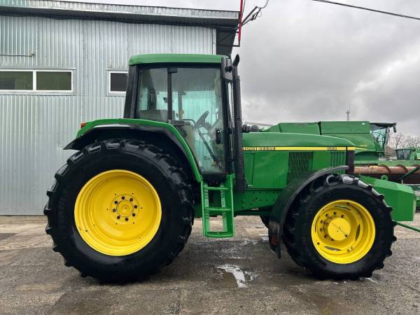 Трактор John Deere 6910 (1997)