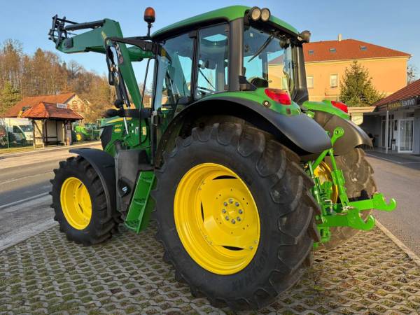 Трактор John Deere 6120M (2018)