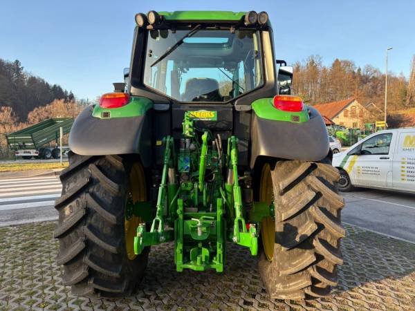 Трактор John Deere 6120M (2018)