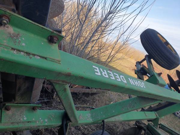 Дисковая борона John Deere 630