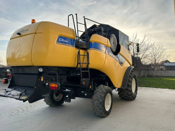 Комбайн New Holland CX 5.80 (2013)