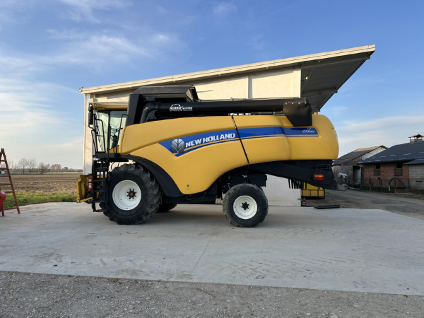 Комбайн New Holland CX 5.80 (2013)