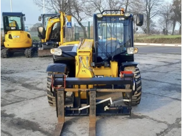 Погрузчик JCB 525-60 (2015)