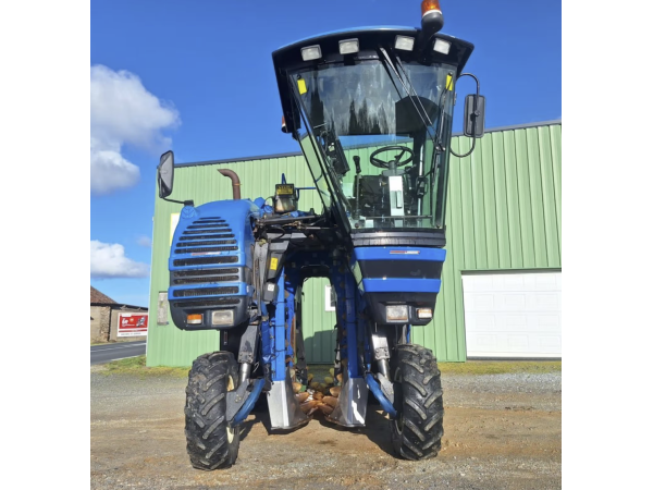 Виноградоуборочный комбайн New Holland SB35 (2003)
