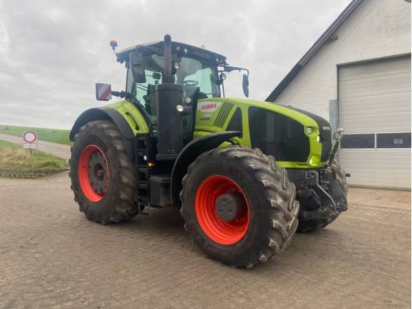 Трактор Claas Axion 960 (2022)