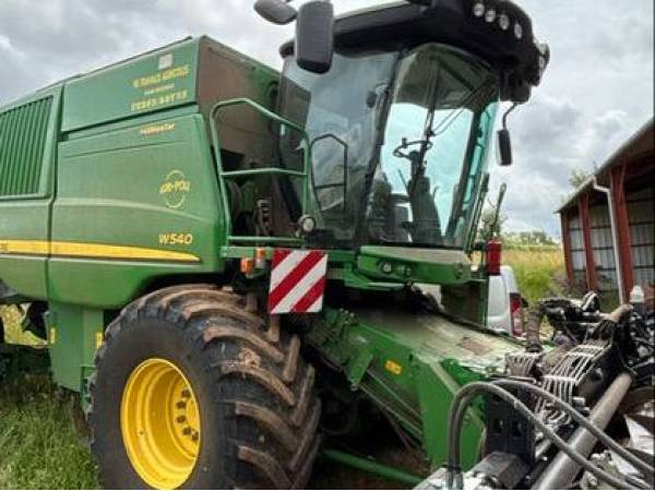 Комбайн John Deere W540 (2013)