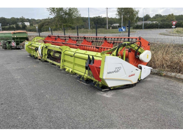 Жниварка Claas Maxflex 770