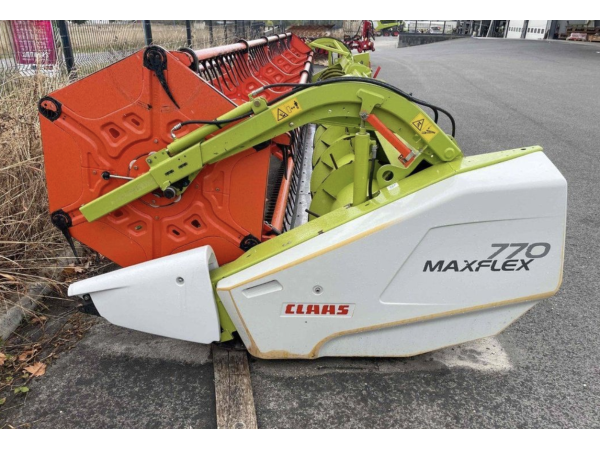 Жниварка Claas Maxflex 770