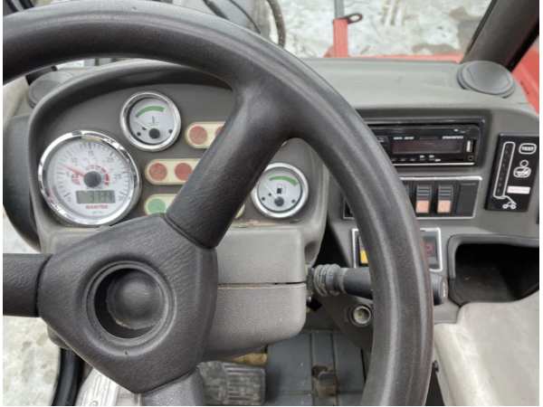 Навантажувач Manitou MLT 732 (2010)
