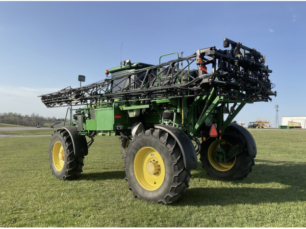 Самохідний обприскувач John Deere 4730 (2012)