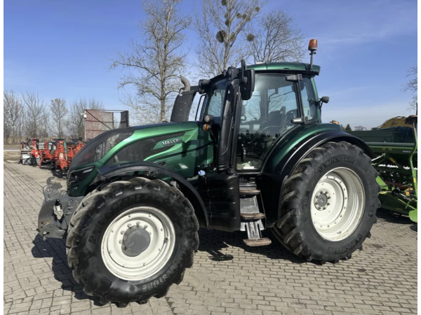 Трактор Valtra T234 Versu (2015)