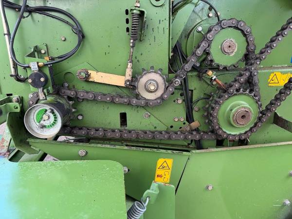 Пресс-подборщик Krone VarioPack 1800 MC (2011)