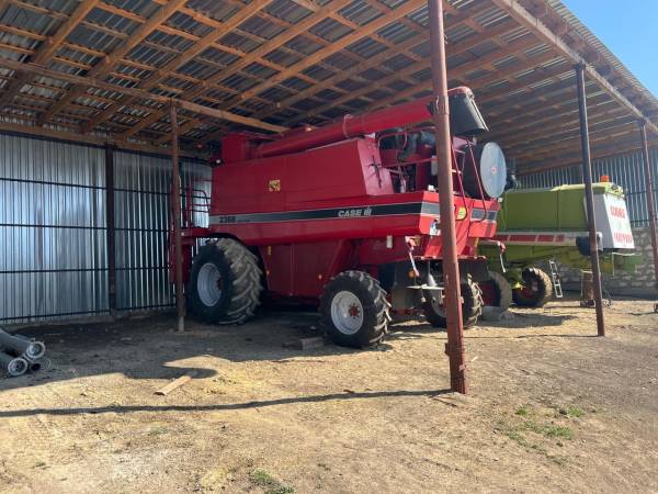 Комбайн Case IH 2388 (1999)
