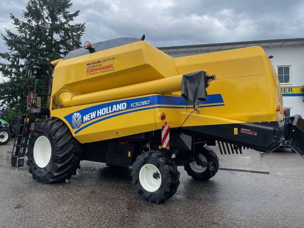 Комбайн New Holland TC5070 (2014)