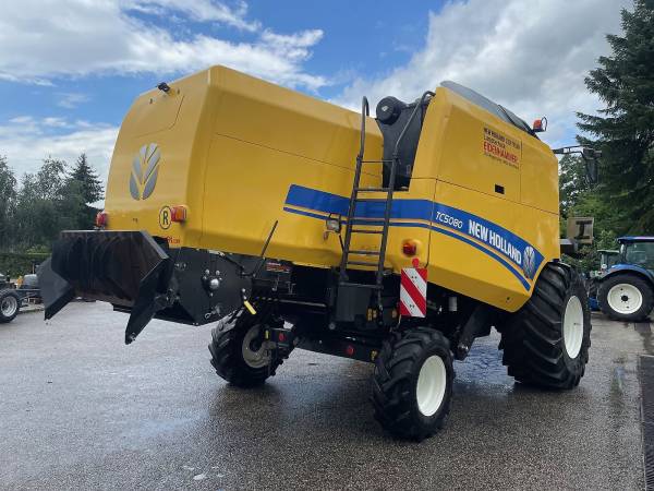 Комбайн New Holland TC5070 (2014)