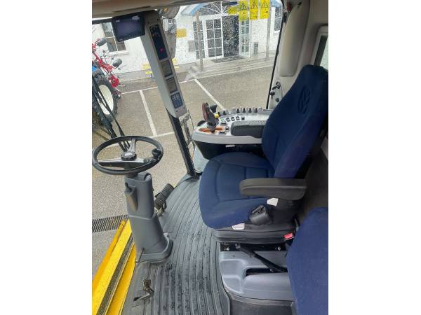 Комбайн New Holland TC5070 (2014)