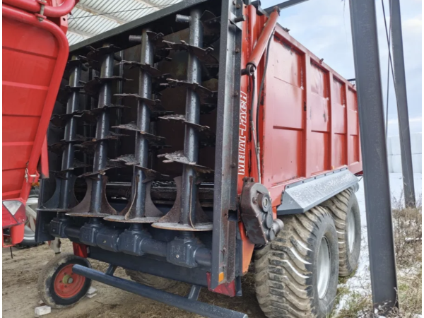 Разбрасыватель удобрений Metal-Fach N272/2 (2014)