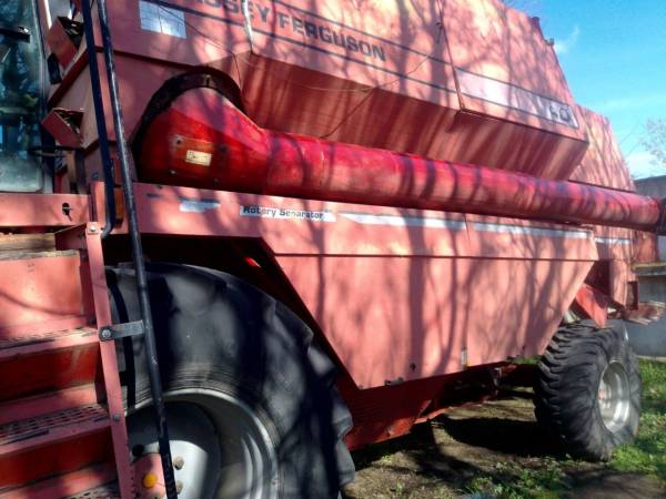 Комбайн Massey Ferguson 40 (1997)