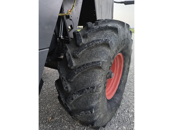 Комбайн Massey Ferguson 40 (1997)