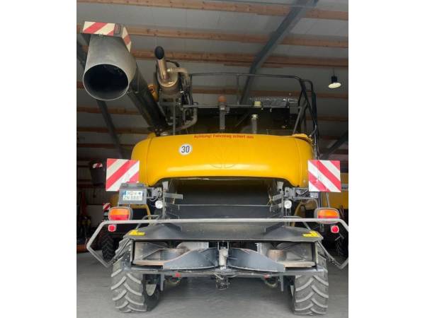 Комбайн New Holland CR8080 (2013)