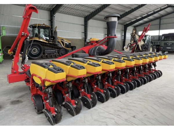 Сівалка точного висіву Vaderstad TEMPO R 5.4 (2015)