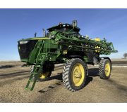 Самохідний обприскувач John Deere R4038