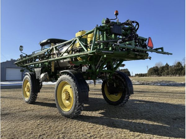 Самохідний обприскувач John Deere R4038 (2017)