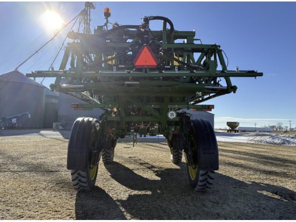 Самохідний обприскувач John Deere R4038 (2017)