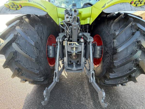 Трактор Claas Axion 830 (2016)